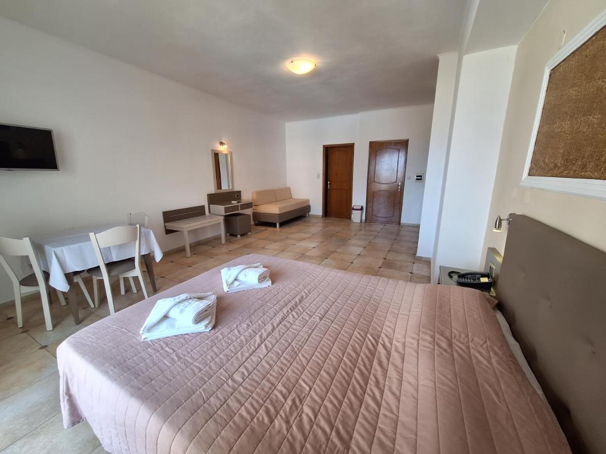 Perla Beach Agia Marina Extérieur photo
