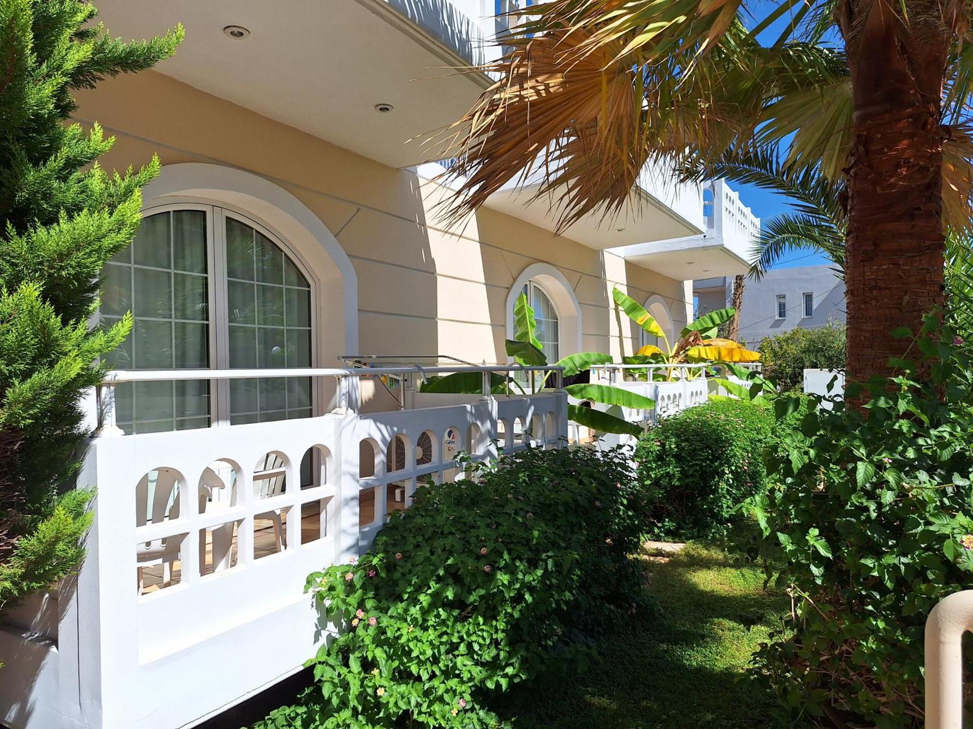 Perla Beach Agia Marina Extérieur photo